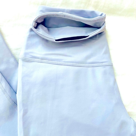 🌟HP🌟ZELLA Silver Leggings - Picture 7 of 9